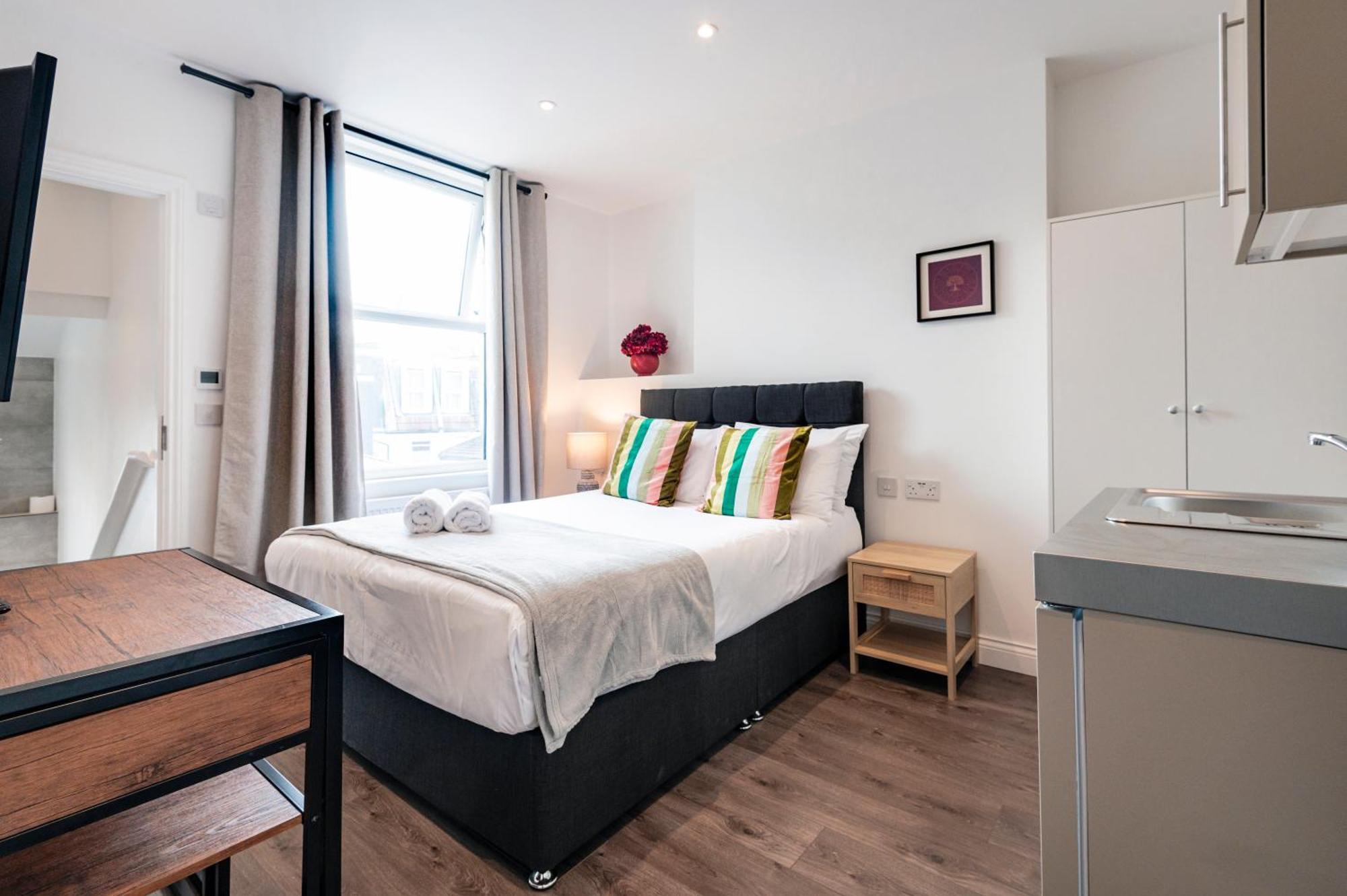 Fulham Studio Apartments London Exterior photo
